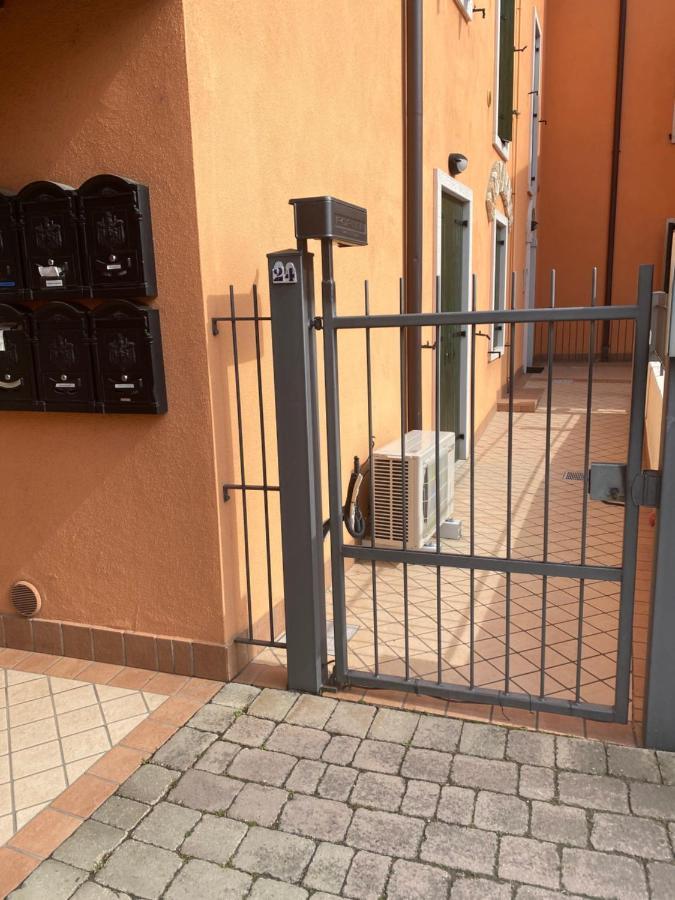 Ferienwohnung Ely Hause Calmasino Exterior foto