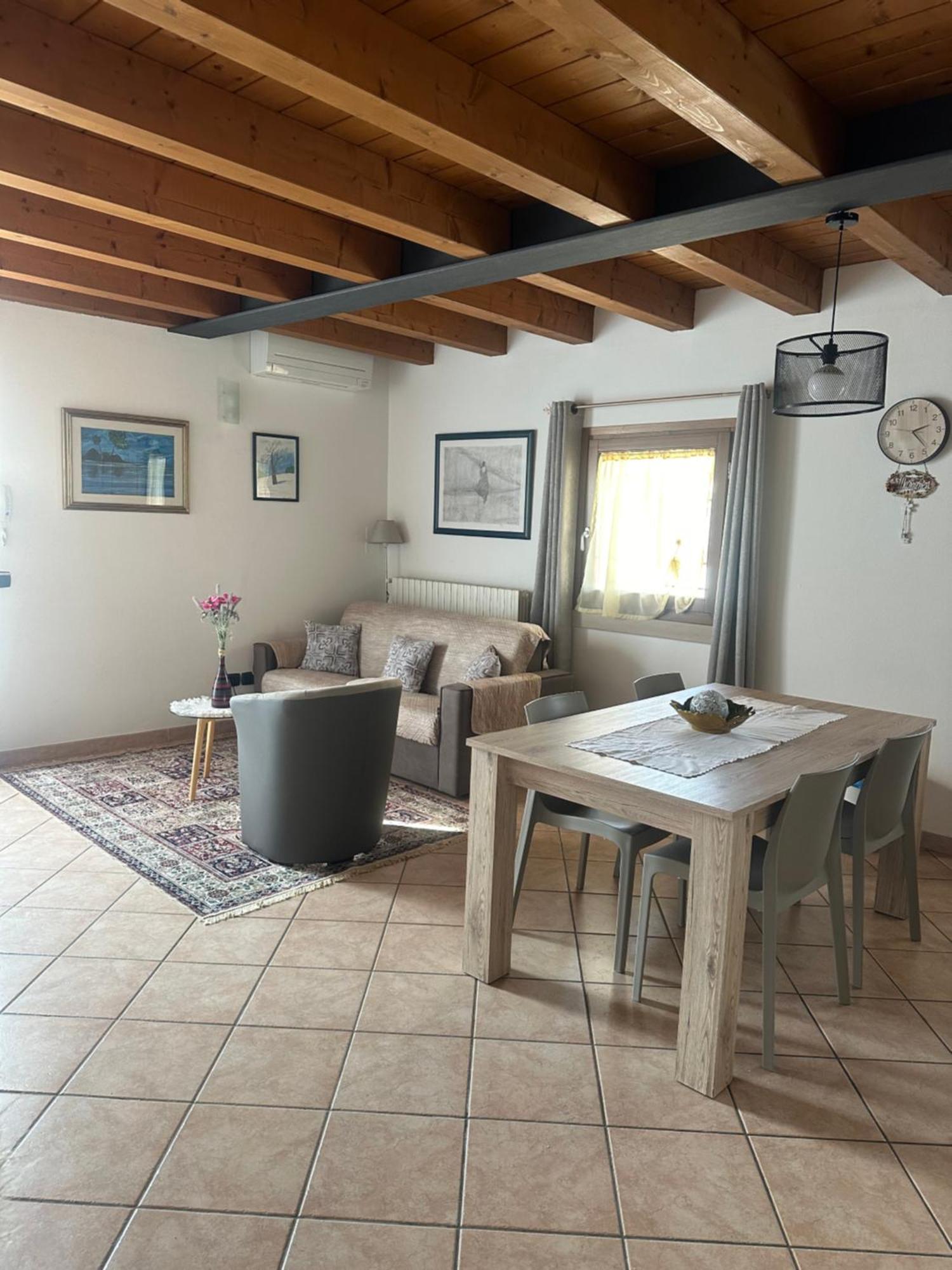 Ferienwohnung Ely Hause Calmasino Exterior foto